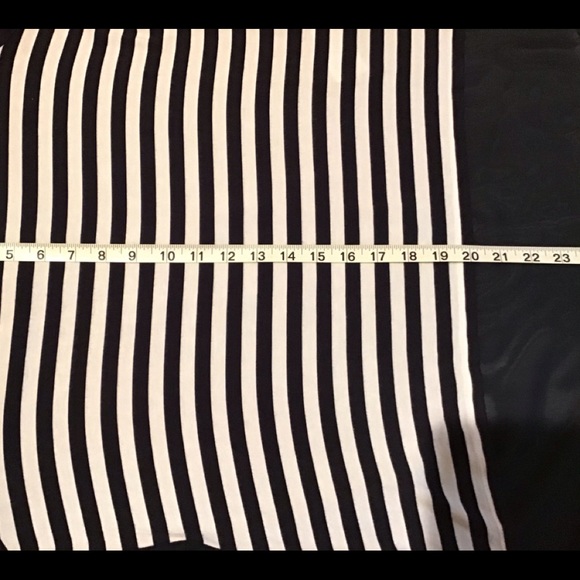 Michael Kors size S. - Picture 9 of 9